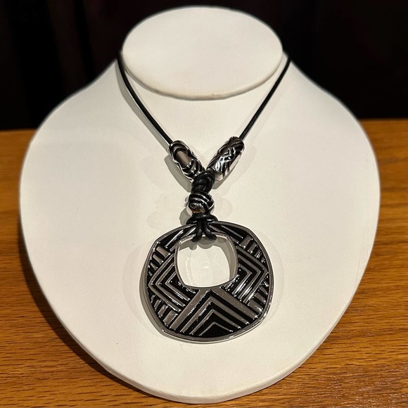 Black & Silver Tone “Vibe” Necklace, With Box - Picture 3 of 11